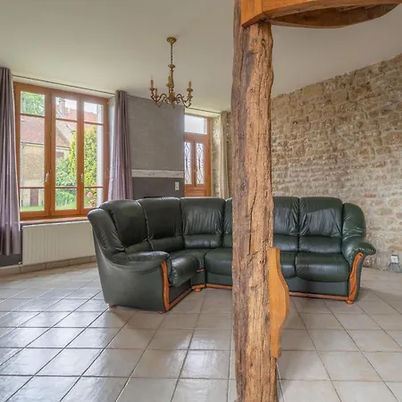 Holiday home Vintage With Private Garden, Cleaning Included Nouart
