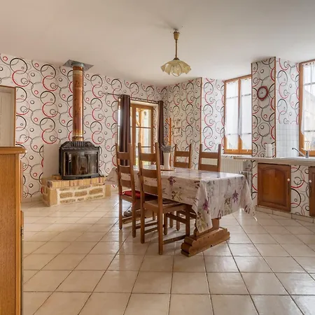 Vintage In Nouart, Cleaning Included *