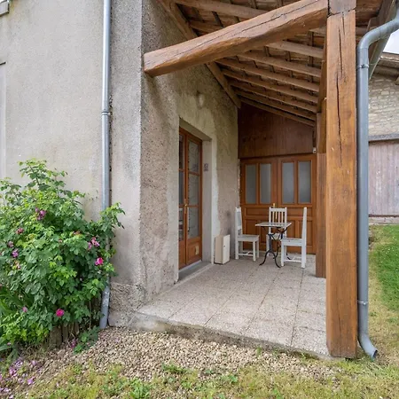 Vintage With Private Garden, Cleaning Included * Nouart