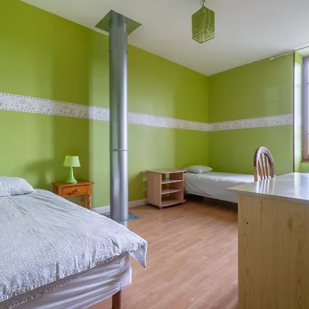 Holiday home Vintage With Private Garden, Cleaning Included Nouart